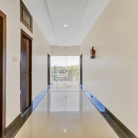 Treebo Hotel Mobi Vip Airport Guwahati Exterior foto