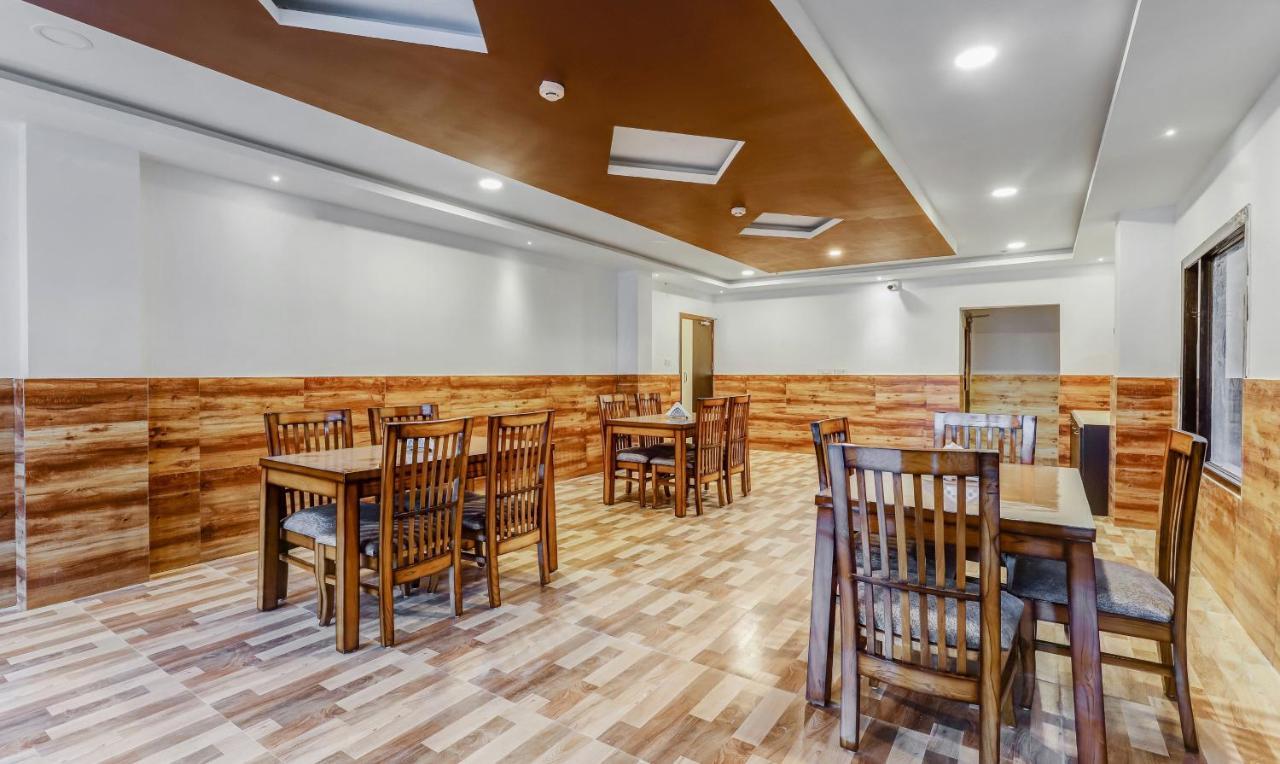 Treebo Hotel Mobi Vip Airport Guwahati Exterior foto