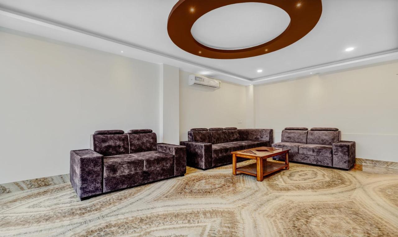 Treebo Hotel Mobi Vip Airport Guwahati Exterior foto