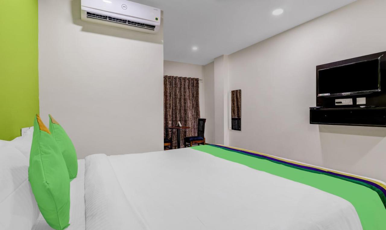 Treebo Hotel Mobi Vip Airport Guwahati Exterior foto